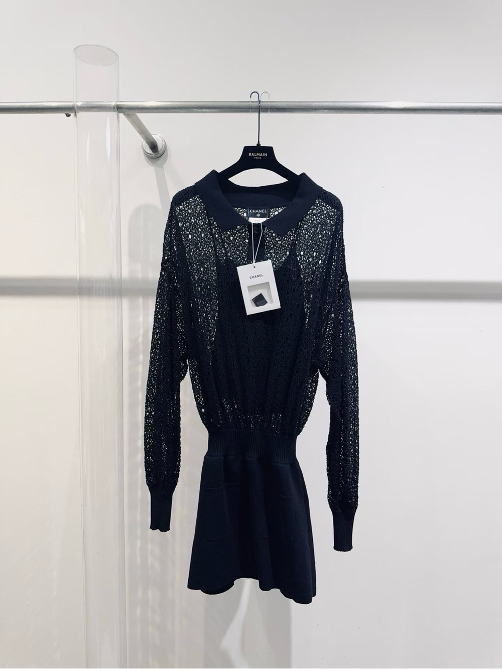 🚩steal CHANEL Black Knit Cardigan with CC Logo Button